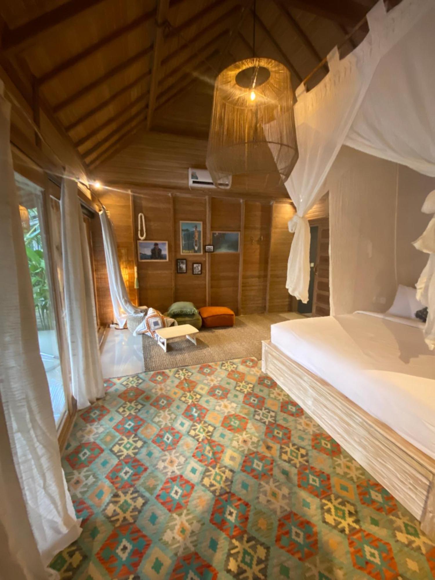 Spice Trader Hotel Sakti Room photo